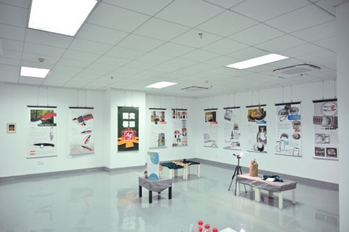 韓眾非老師個(gè)人作品展及產(chǎn)品設(shè)計(jì)專業(yè)階段性成果匯報(bào)順利開幕